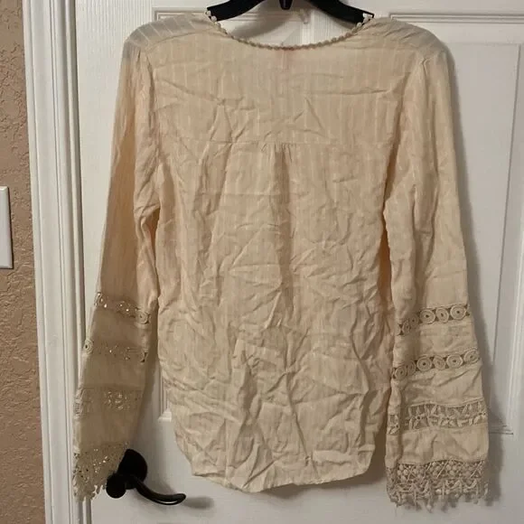 C&V Top - Picture 4 of 4